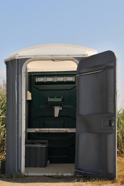 Best Best portable toilet rental  in Rockford, IL