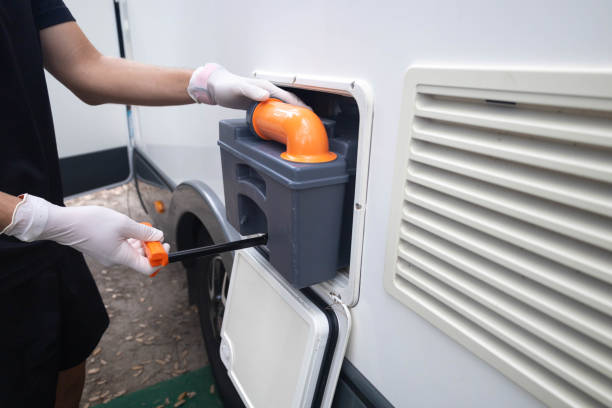 Best Portable restroom trailer rental  in Rockford, IL